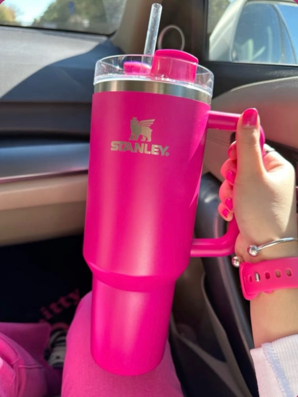 NEW Stanley Quencher H2.0 40 oz (1.18L) Hot Pink Tumbler with Straw | Insulated